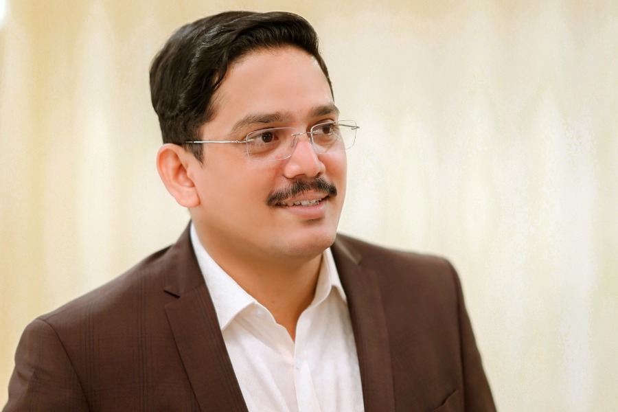 Dr.-Bibin Pal